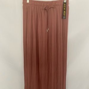 Long skirt size one size fits most NWT